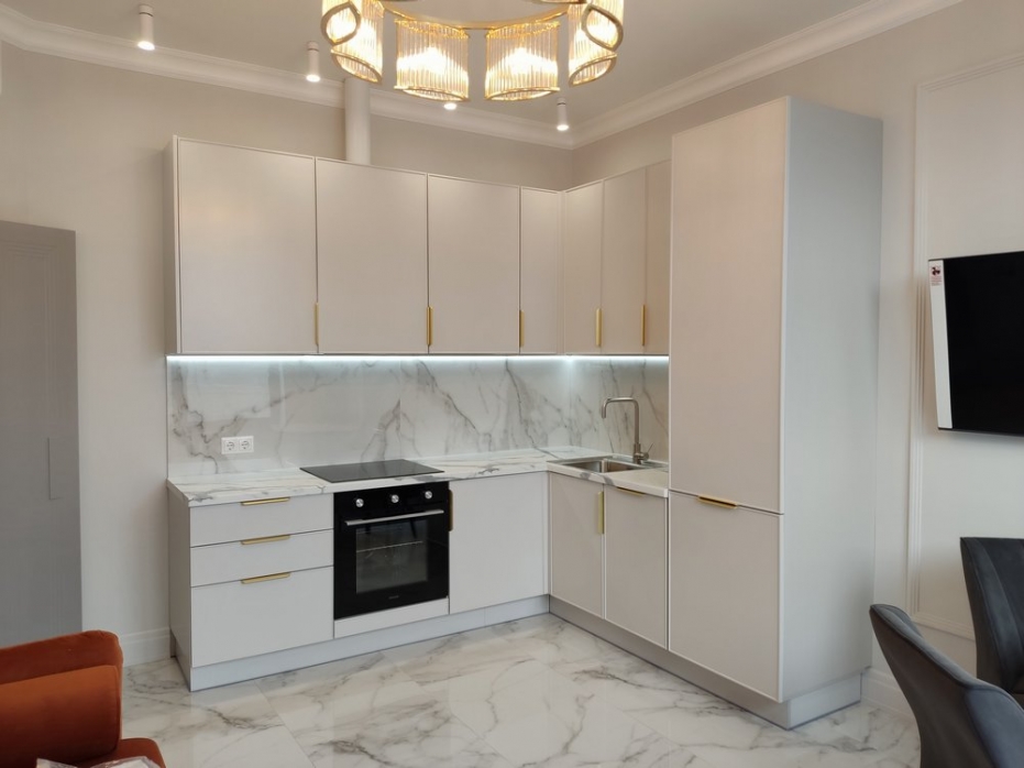 КУХНЯ по адресу пл.Ленина д.6 кв.61